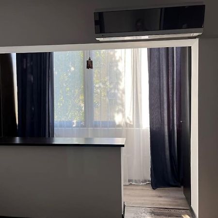 Mall Vitan Studio Eveline Bukurešť Exteriér fotografie